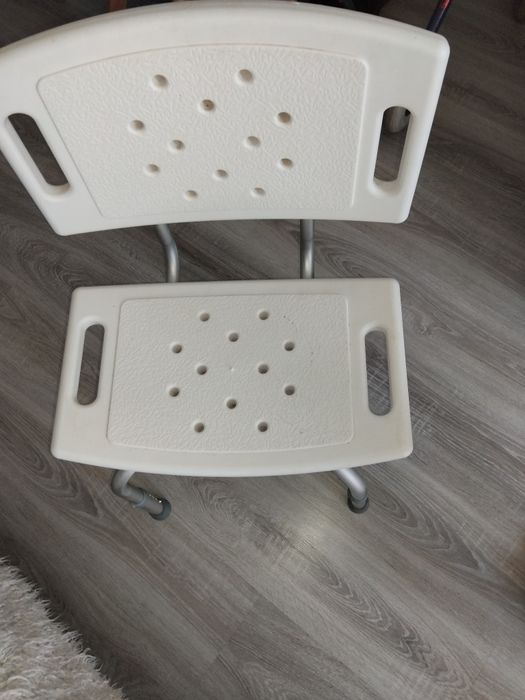 Krzesło pod prysznic / do wanny i nie tylko..