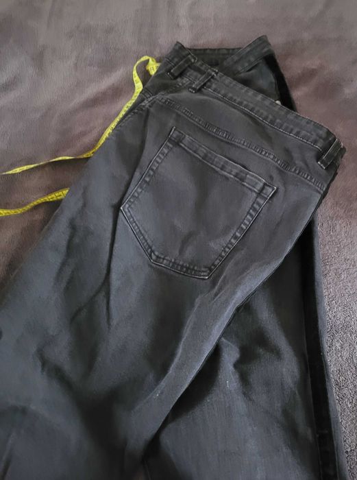 Spodnie jeans czarne rozm. 52