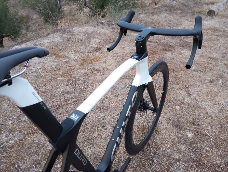 Gusto Duro EVO Full Carbono