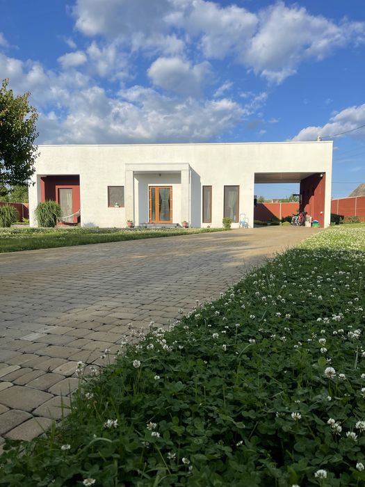 Прода дом у реки в Киевском районе на Большой Даниловке