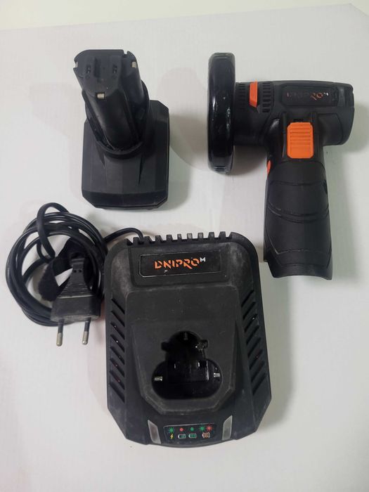 Аккумуляторная шлифмашина Dnipro-M СG-12BC Ultra + Аккумуляторная батарея BP-125 + Зарядное устройство FC-124