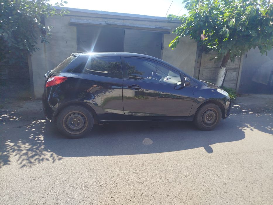 Продам Mazda - 2, 2009 г.в. - МЕХАНИКА.