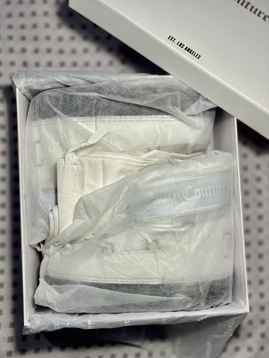 Juicy Couture 39-40 снігоходи