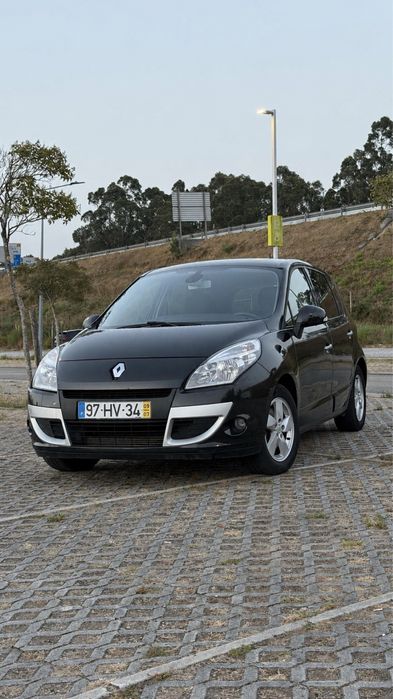 Renault Scénic 1.5 dCi 2009 – Excelente Estado