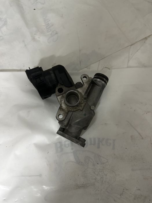 Zawór EGR  BMW E87 E88 E82 E90 E92 2.0i bmw