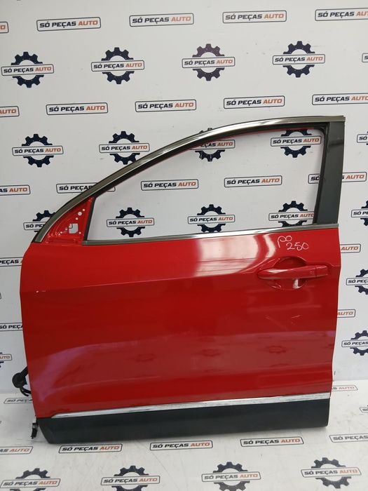 PORTA FRENTE ESQUERDA VERMELHO NISSAN QASHQAI J11 ANO: 2015