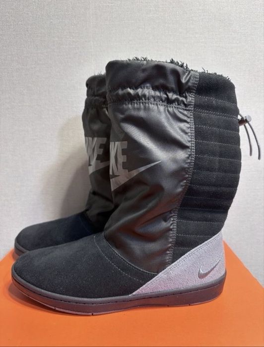 женские сапоги Nike