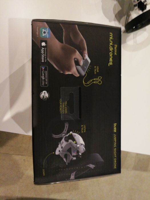 Parrot Jumping Night MiniDrone Buzz (Branco)
