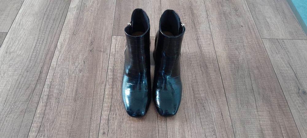 Nowe jesienne botki Stradivarius - 36