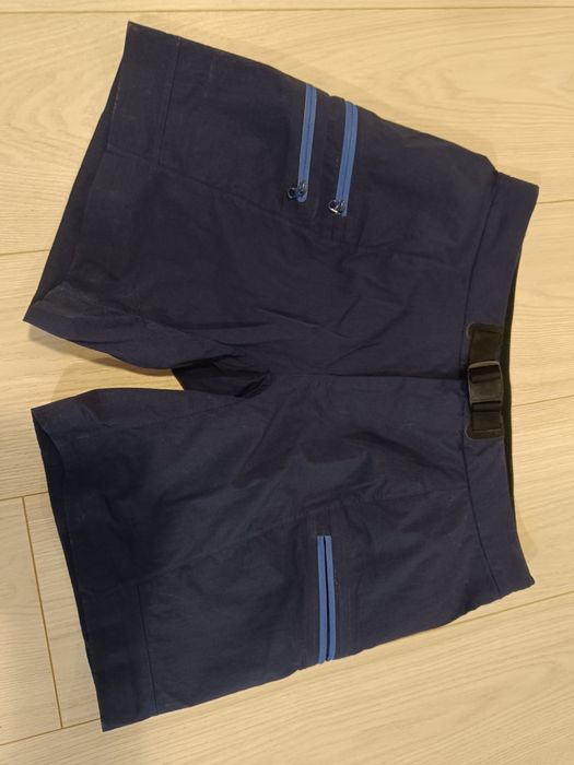 Spodenki  damskie Arcteryx rozmiar 36 trekingowe  super stan