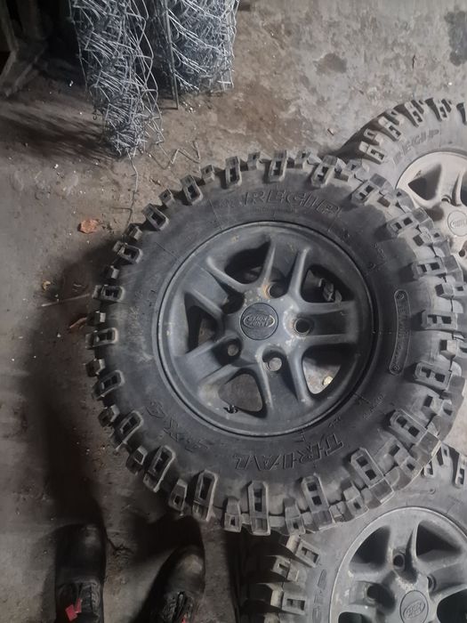 Kola land rover defender discovery 1 5x165,1 r16 MT
