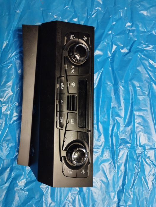Panel sterowania nawiewu klimatyzacji audi A5 8T0 A4 B8 Q5