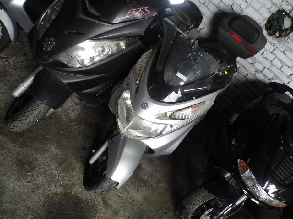 SUZUKI BURGMAN UH 125 K5 SILNIK czesci gaźnik sprzęgło czasza