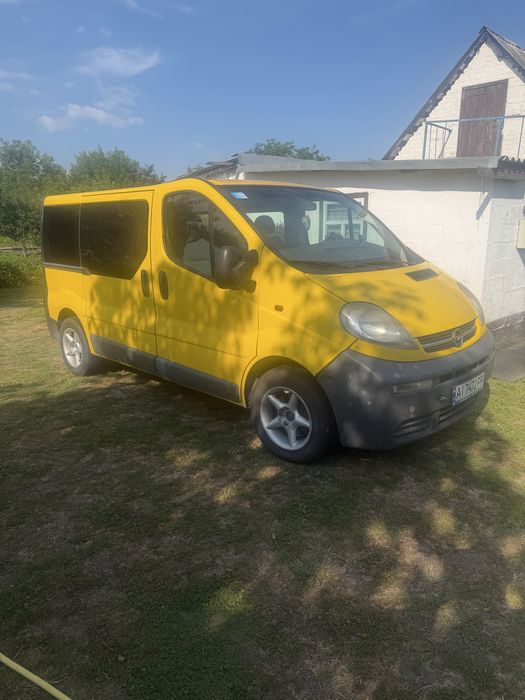 Opel vivaro 1.9 груз