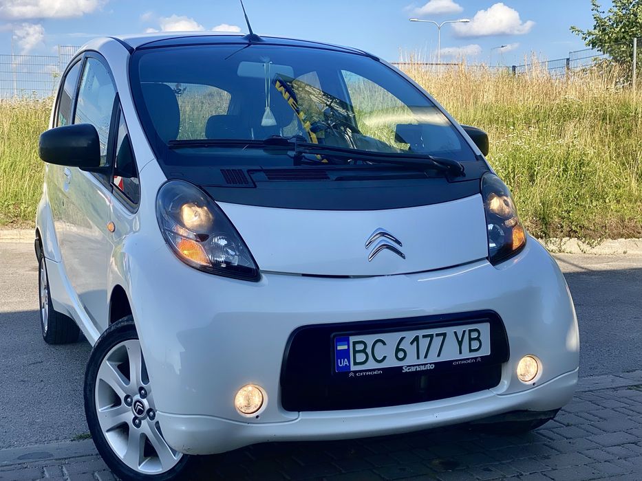 Продам в гарному стані citroen c-zero