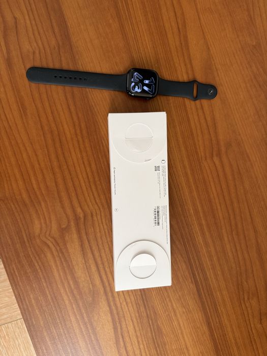 Продам apple watch 11 46 mm