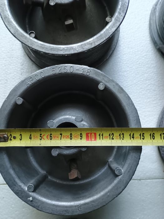 Koła bębny linowe do bramy.