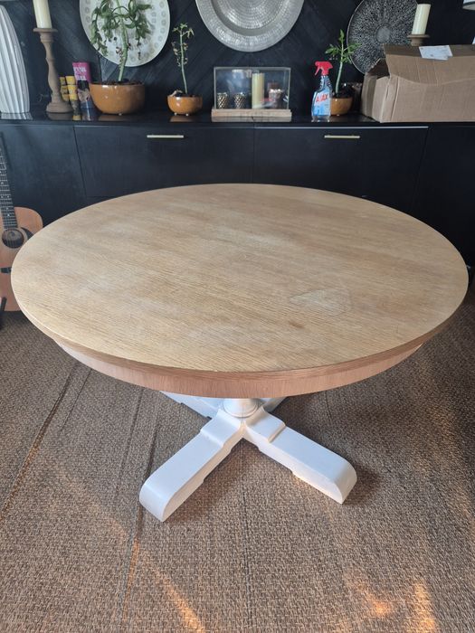 Mesa de Jantar Redonda