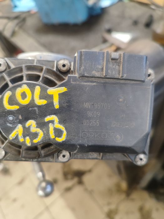 Przepustnica Colt MN195709