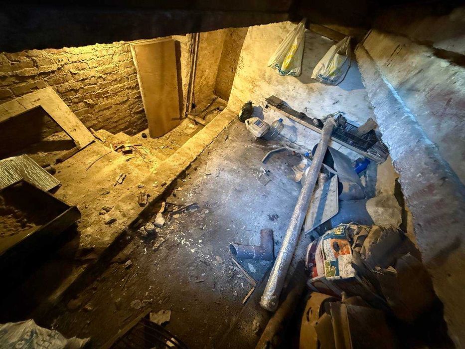 Гараж поряд з ЖК "Європейський" (Боженко)