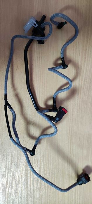 Паливна трубка ( обратка ) 2,5 CDTI, Renault Trafic,Master 8200503234