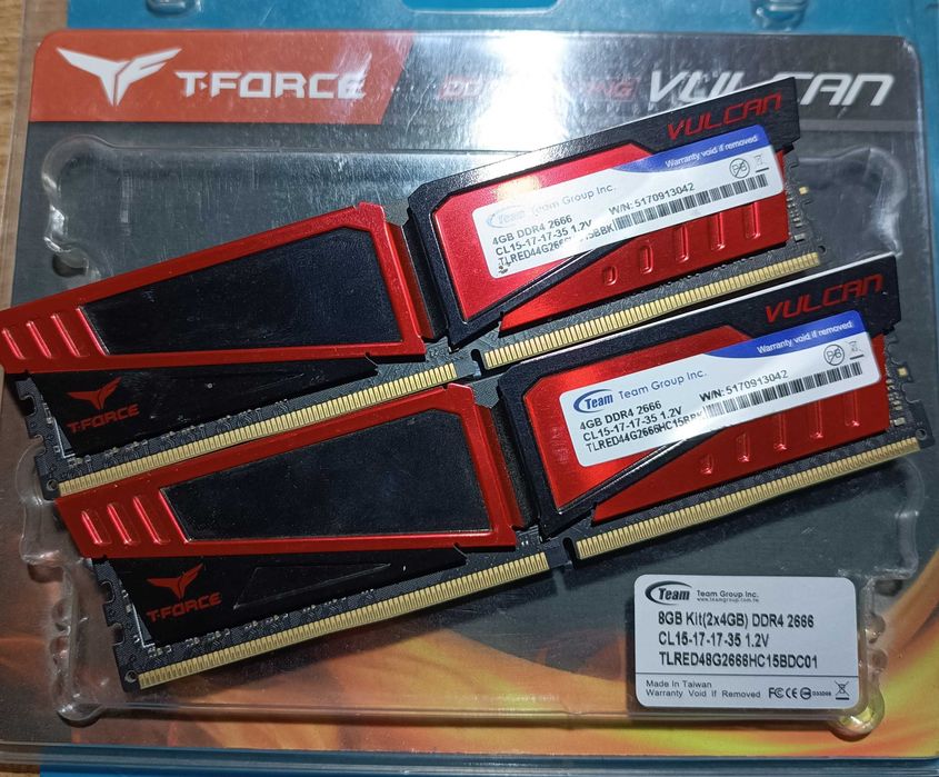 Оперативна пам'ять T-Force Vulcan DDR4 8GB kit (2x4Gb) 2666MHz CL15
