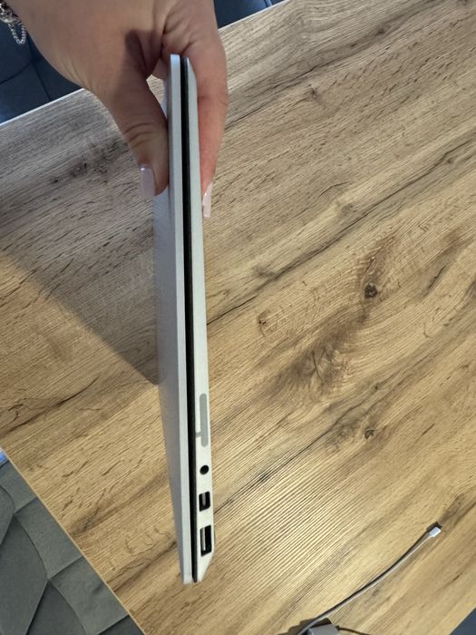 Microsoft Surface 1769 1st Gen Touchscreen499148273400555522
