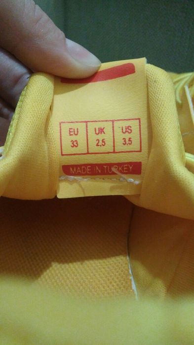 Кроссовки на мальчика