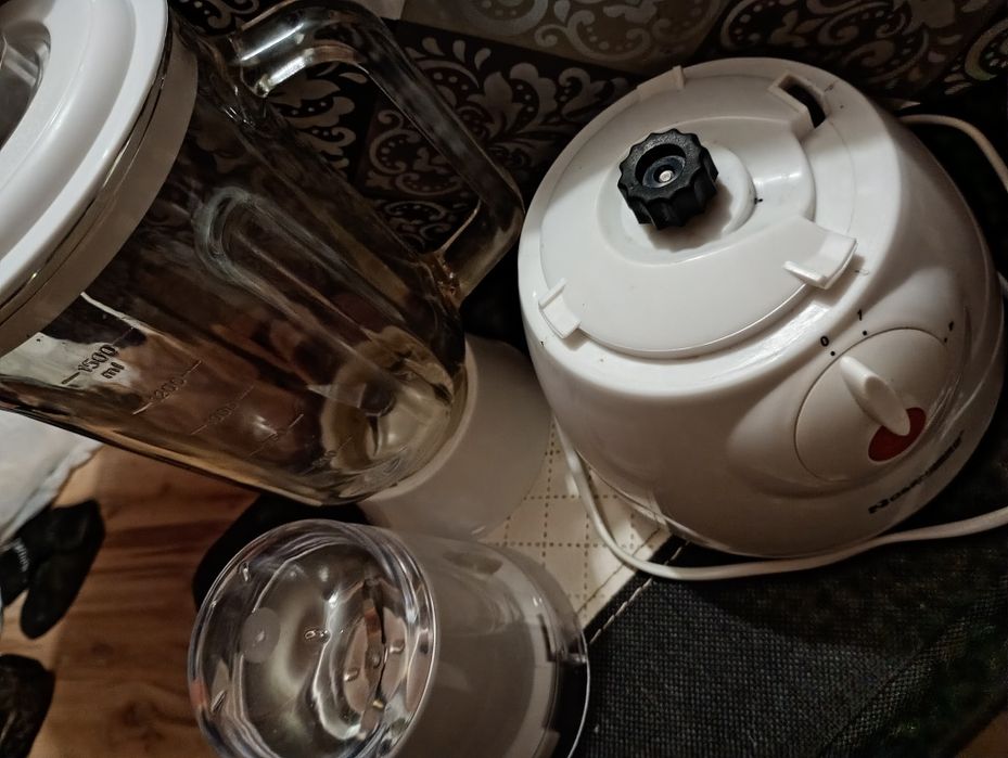 Blender kielichowy Rozenberg