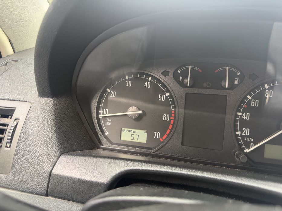 Skoda Fabia 1.4 газ