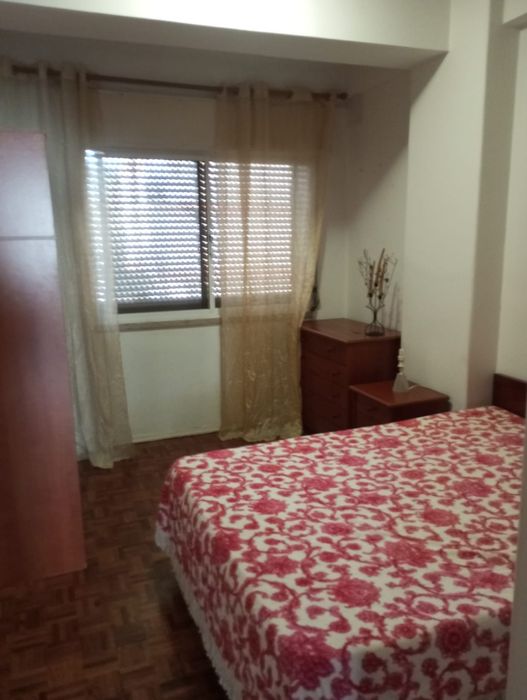 Arrenda-se T1 Renovado