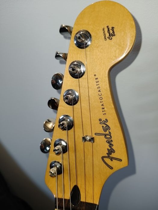 Fender Player II Stratocaster Coral Red+ Fender Gigbag