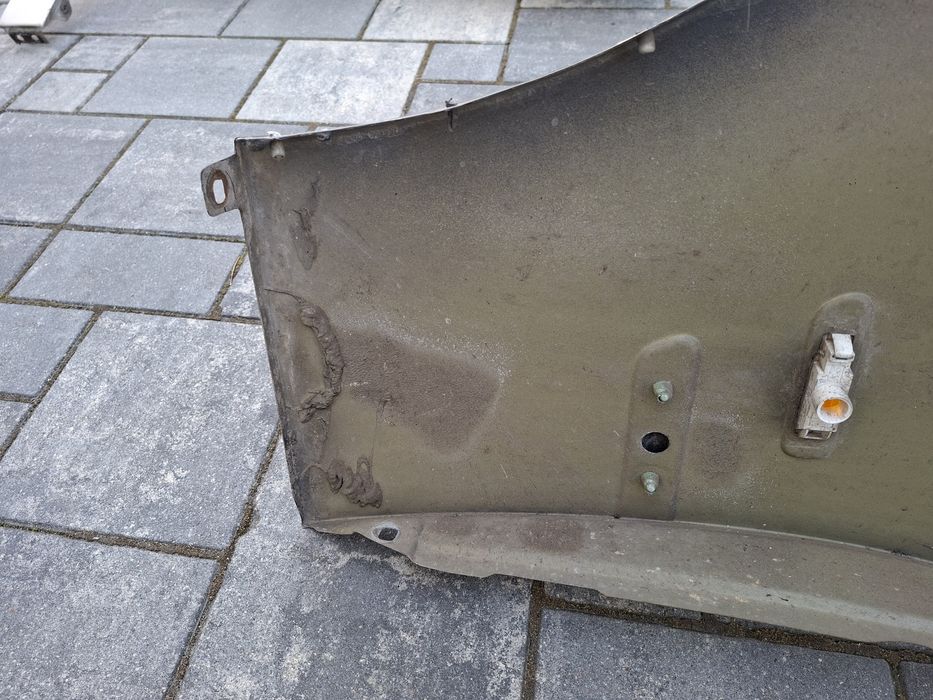 Bmw 3 e46 compact blotnik przedni prawy czarny schwarz 2