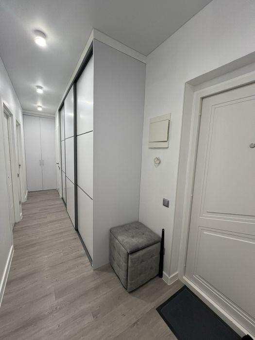 Продаж 1к квартири 43.5 кв. м на вул. Нижня Берегова 2/2К - More