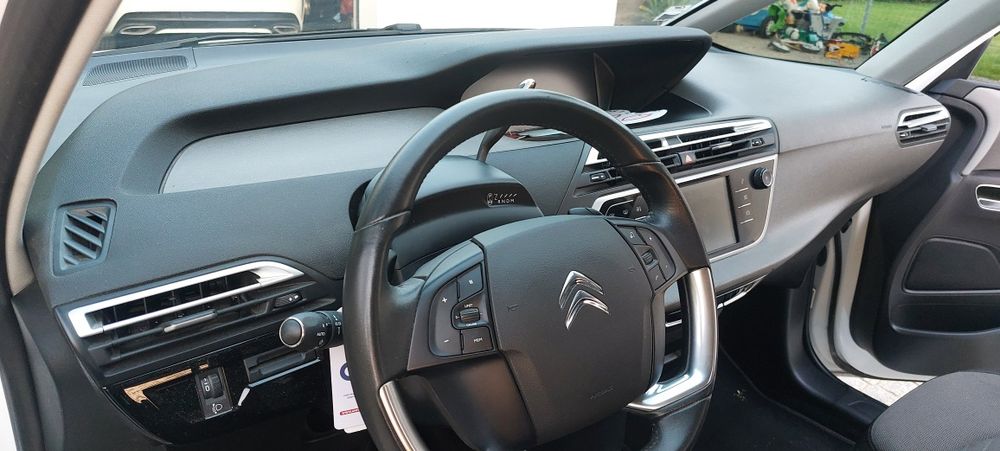 Citroen C4 Series 7 lugares