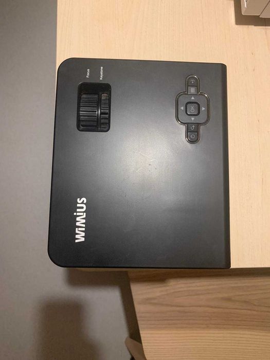 Video Projector: Home Theatre/Video Entertainment