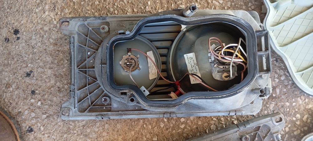 Faróis Mercedes w123