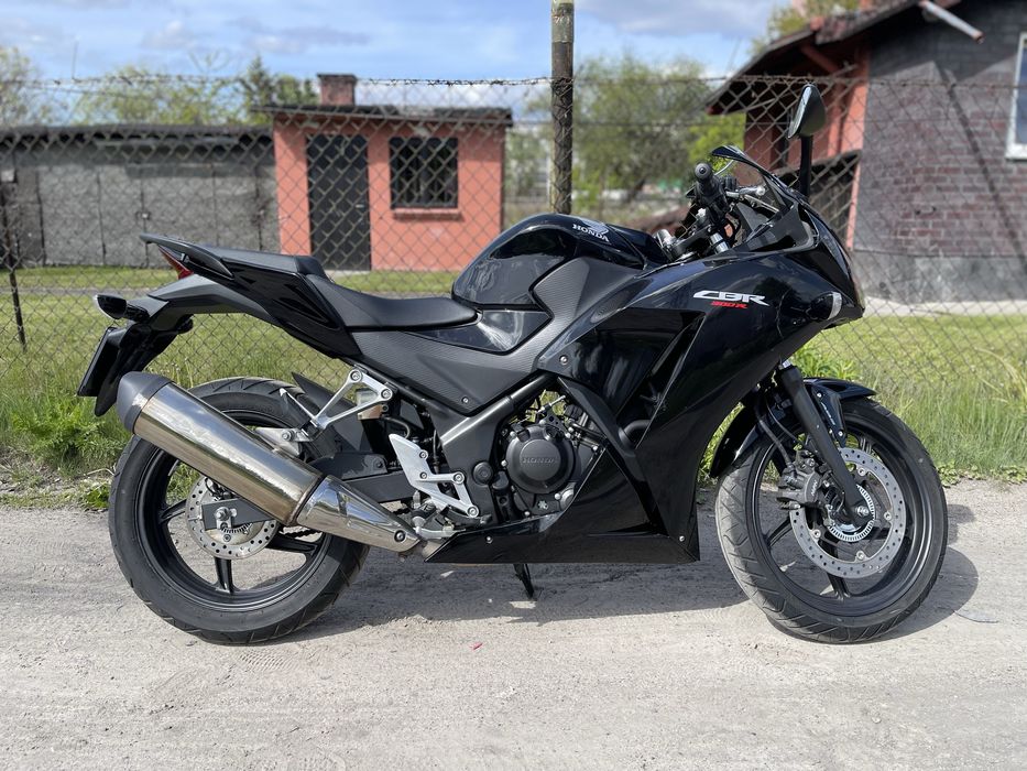 Rezerwacja! Honda cbr 300/125 18r  tylko 7tys przebiegu !!
