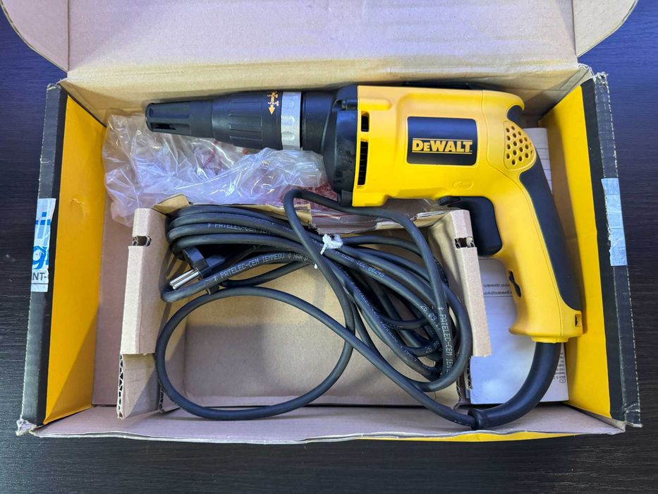 Wkrętarka DeWalt 540W 230V DW274