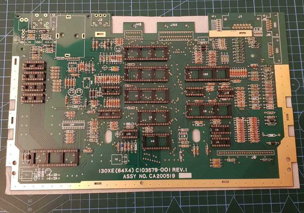 Atari 130XE Pixel Perfect - płyta replika