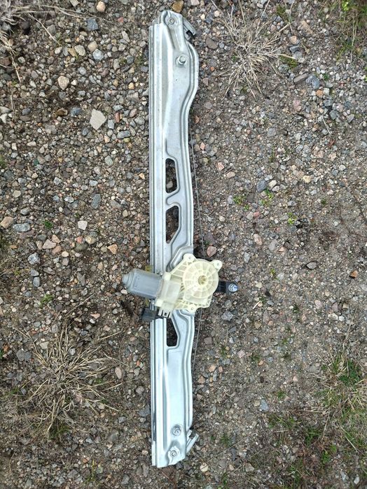 Стеклоподъемник Ford Transit mk8