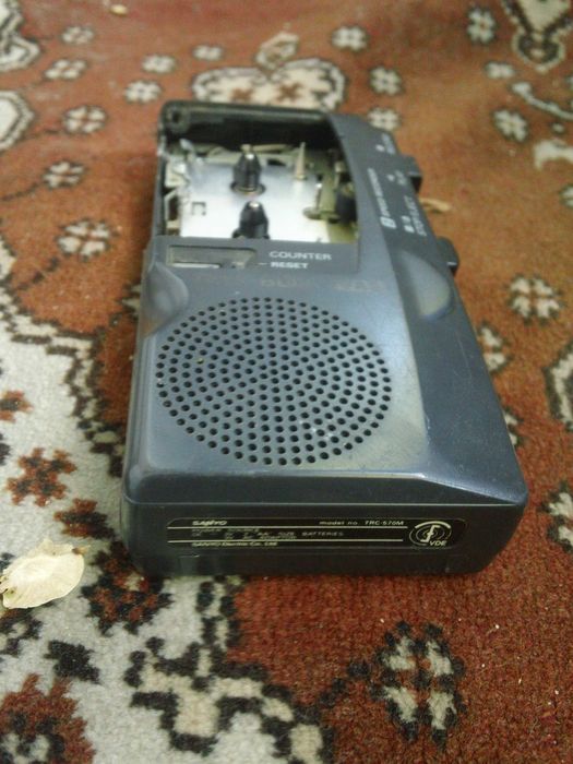 Диктофон Sanyo TRC-570M