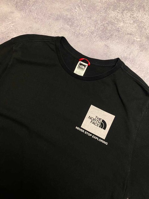 Футболка The North Face
