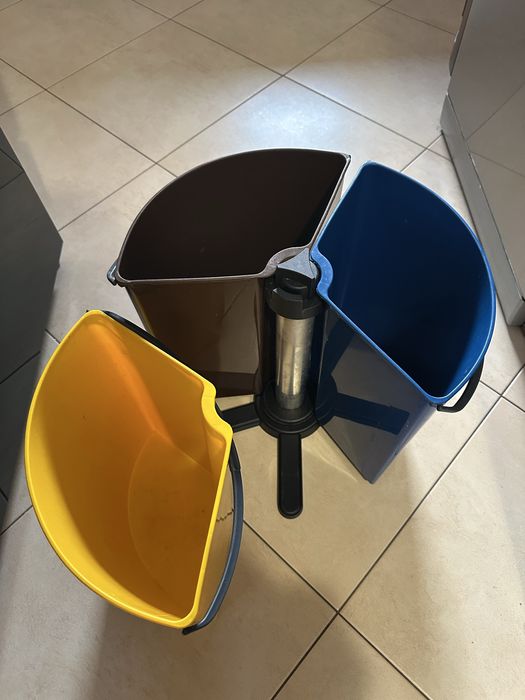 Kosz na śmieci obrotowy do segregacji ECOBIN