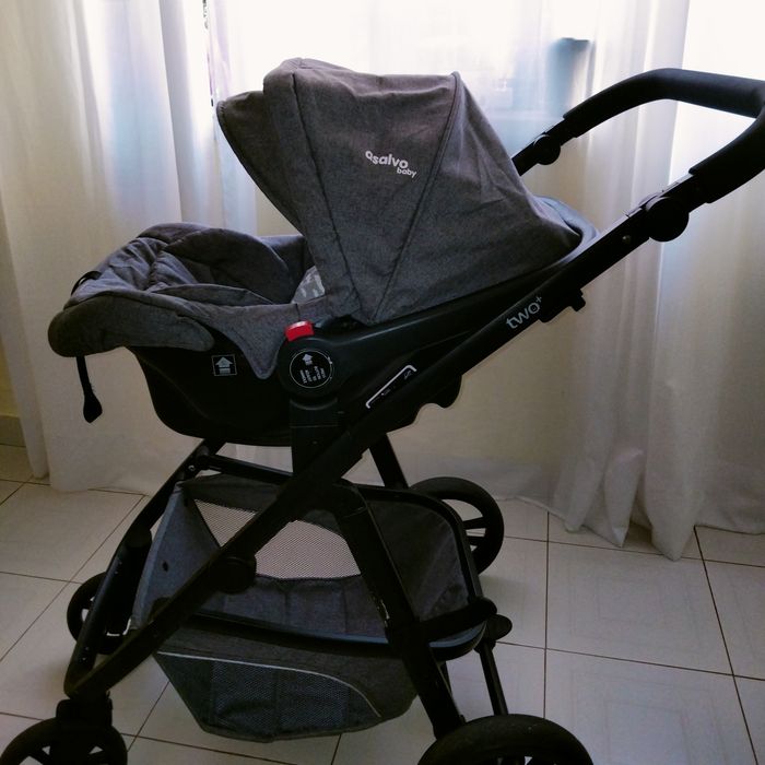 Carrinho de bebê 3 em 1 Asalvo completo, marca asalvo, em bom estado.