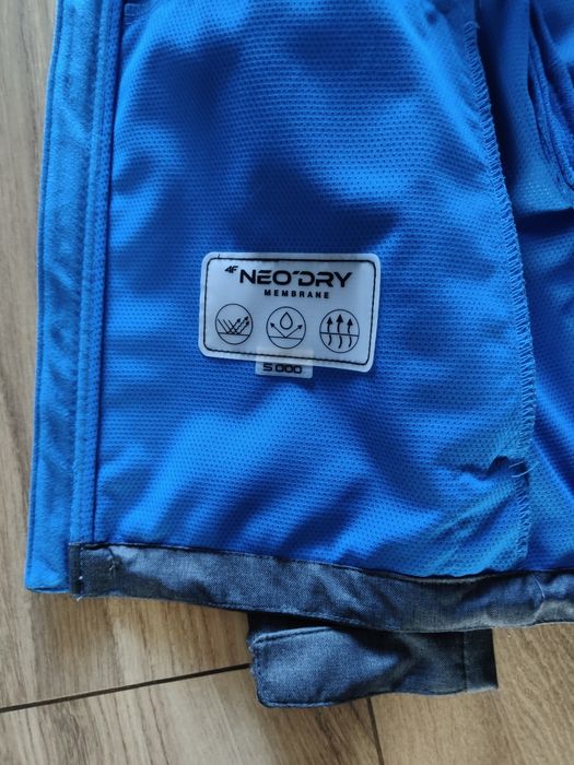 Sprzedam kurtkę Softshell 4F
