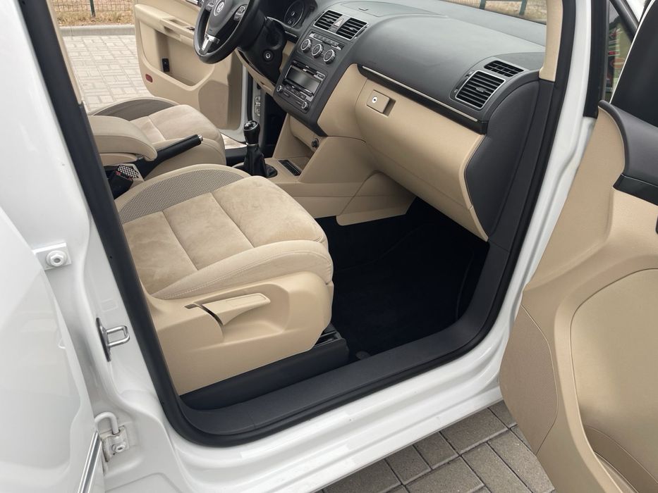 Volkswagen Touran 2015 2.0 дизель