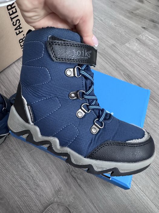 Продам зимові черевики Joiks
