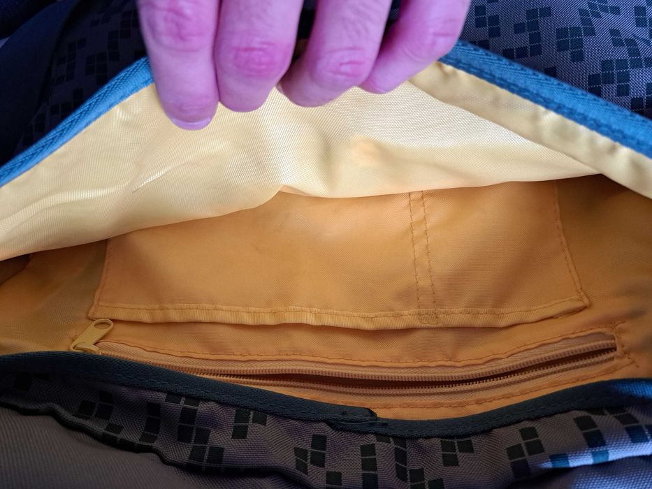 Bolsa tiracolo HM nova