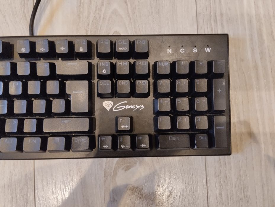 Klawiatura przewodowa Genesis Thor 300 Tkl